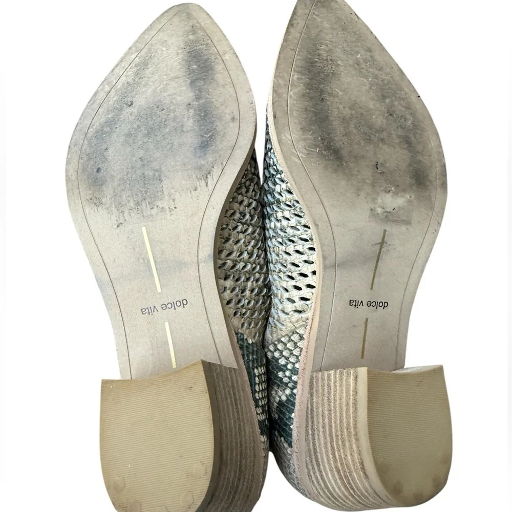 Dolce Vita Snakeskin Sher Perforated leather open side v cut Booties size 8